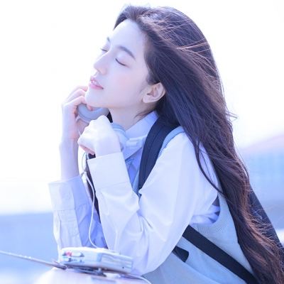 墙角下的大战中文版